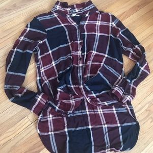 BCBGeneration Maroon & Navy Wrap-waist Button Top